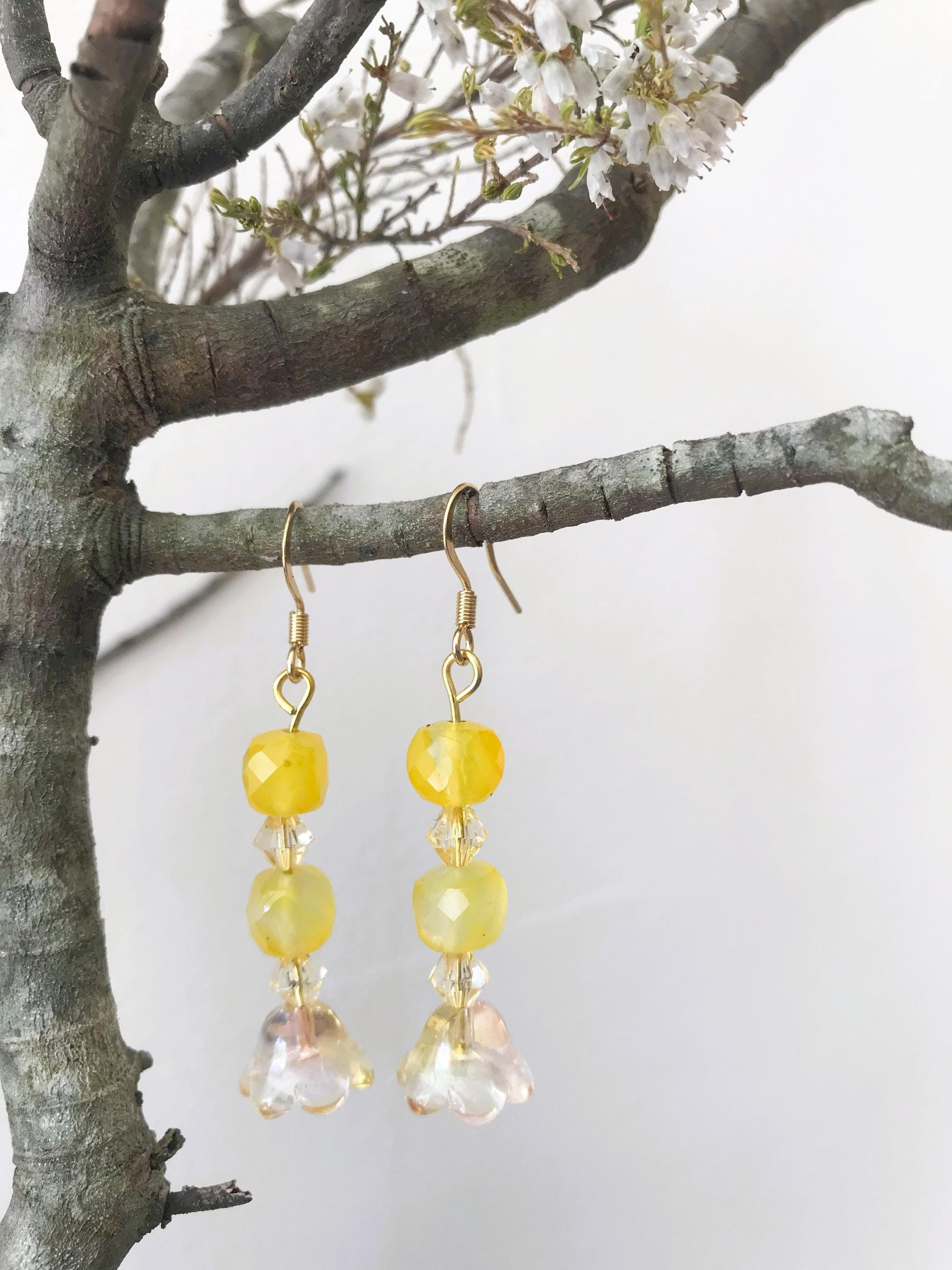 Yellow Agate Silver Flower Dangle Vintage Folk Earrings