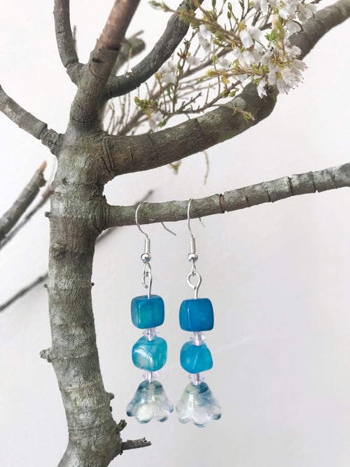 Blue Agate Silver Flower Dangle Folk Vintage Earrings